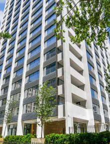 luxury living building img